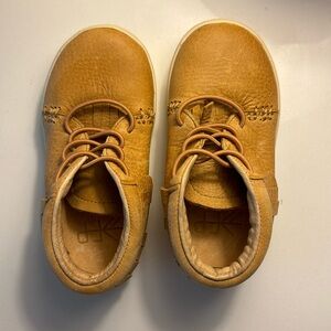 Freshly picked hard sole shoes